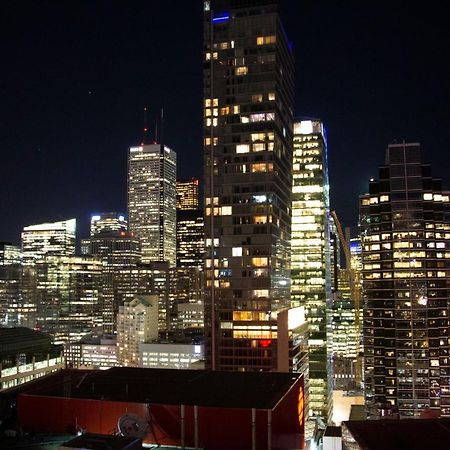 טורונטו Downtown High-Rise Condo- Cn Tower View מראה חיצוני תמונה