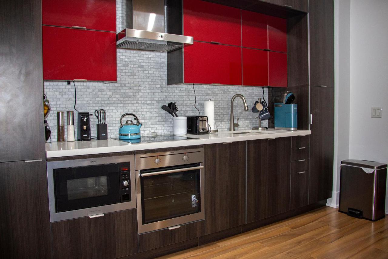 טורונטו Downtown High-Rise Condo- Cn Tower View מראה חיצוני תמונה