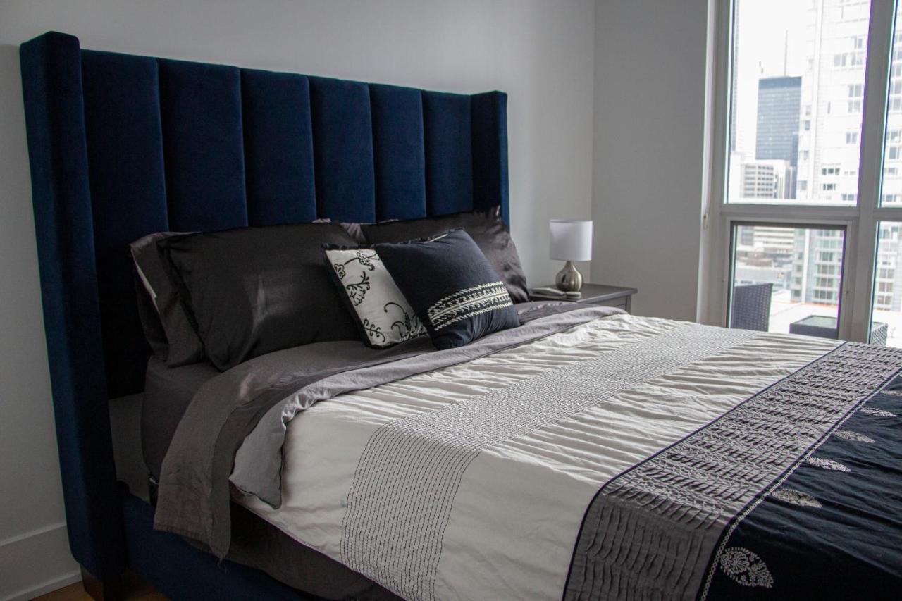 טורונטו Downtown High-Rise Condo- Cn Tower View מראה חיצוני תמונה